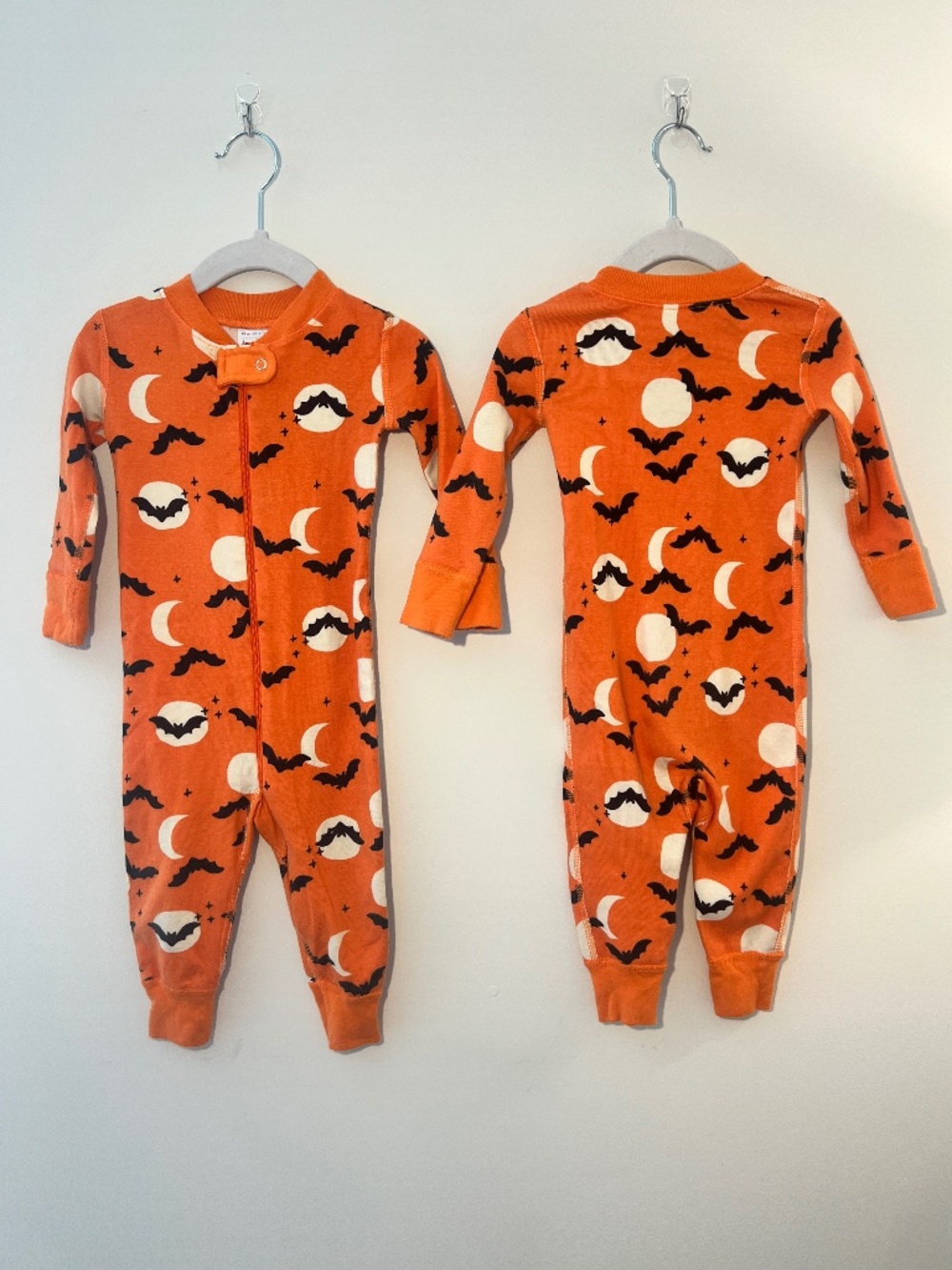 Hanna Andersson Halloween Zip Sleeper - Halloween night on Tiger orange - set of
